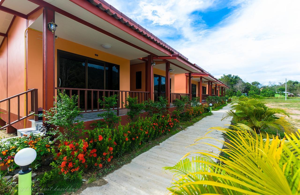 Toongyoong Longbeach Resort Sha Plus Ko Lanta Екстериор снимка